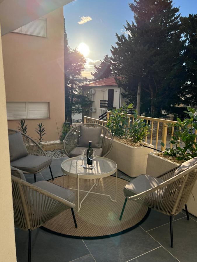 Apartamento Sunset Huus Starigrad Paklenica Exterior foto