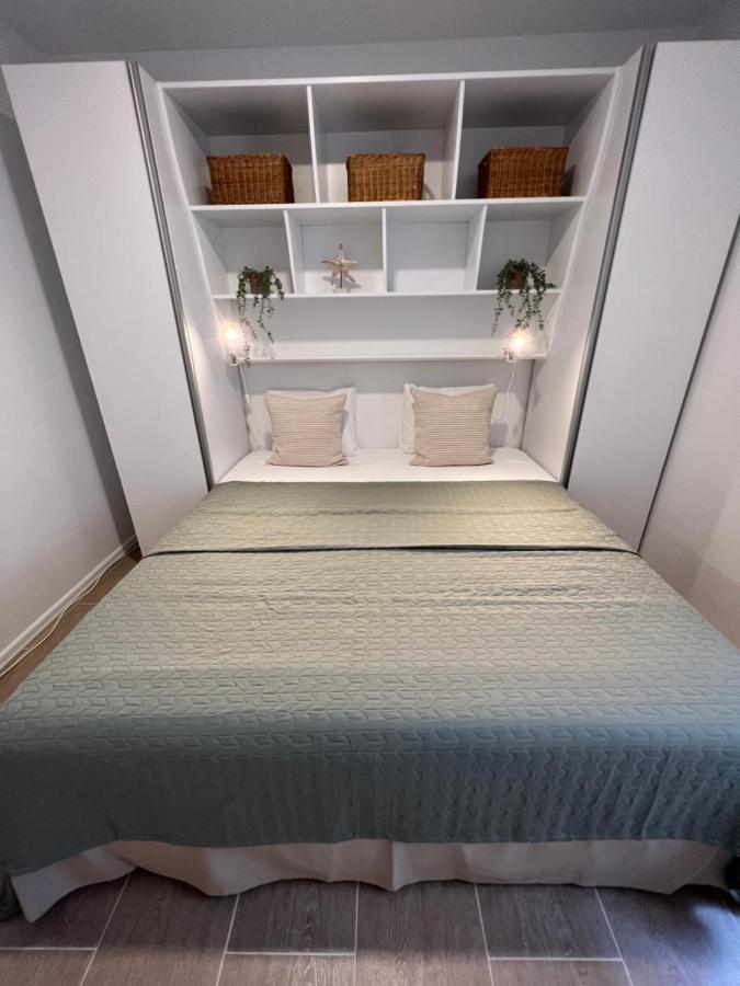 Apartamento Sunset Huus Starigrad Paklenica Exterior foto