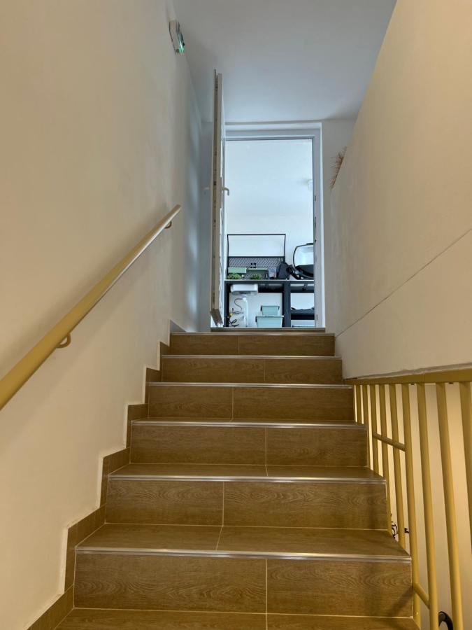 Apartamento Sunset Huus Starigrad Paklenica Exterior foto